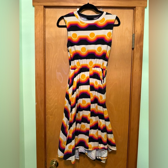 NOOWORKS Dahlia in Circa - Large - Picture 1 of 4